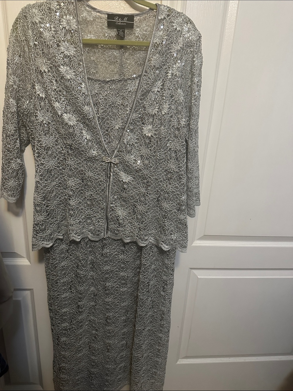 R&M Richards Silver Lace Sequined Two-Piece Ensemble